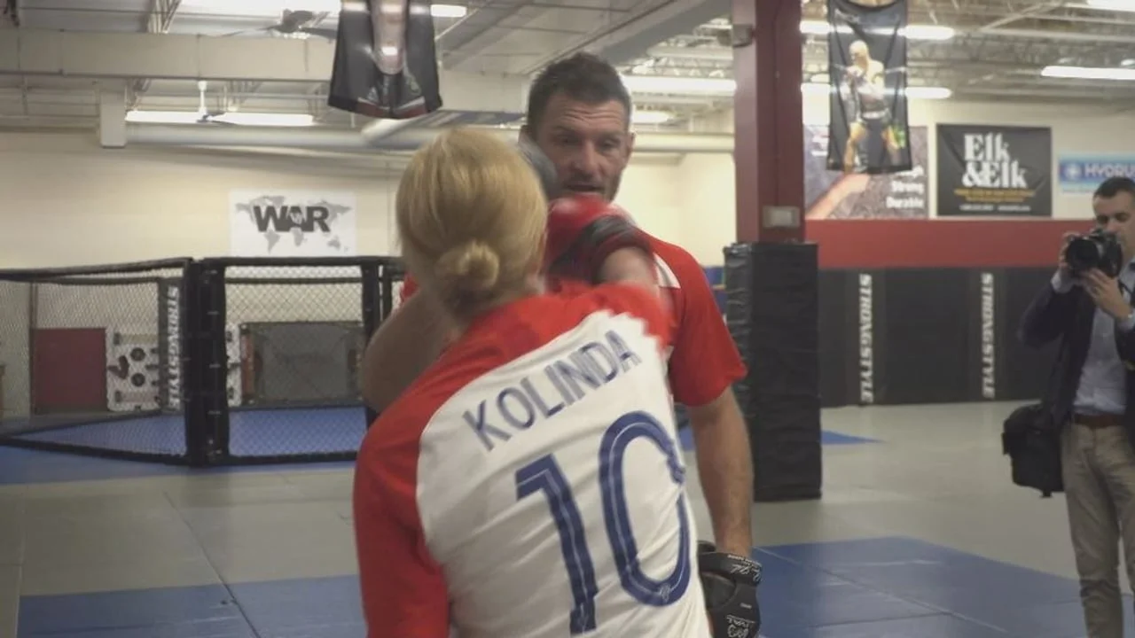 Kolinda Grabar-Kitarović u sportskoj odjeći u teretani