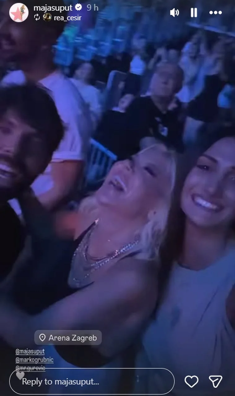 Maja Šuput i društvo nasmijani u publici Arene