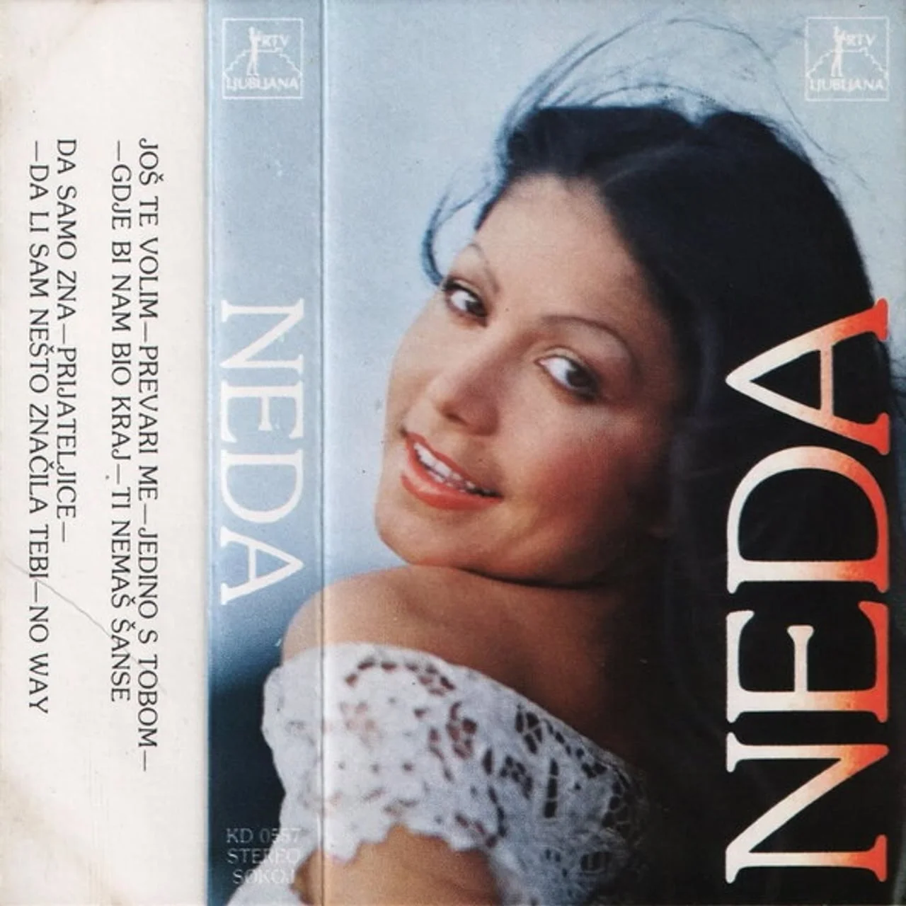 Stari album pjevačice Nede Ukraden s njezinim mladim likom