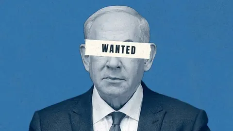 Kolaž portreta Benjamina Netanyahua s trakom 'WANTED' preko očiju