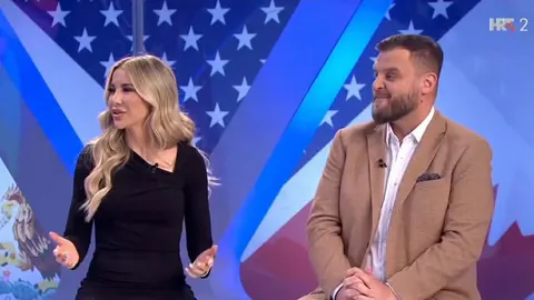 Voditeljica Valentina Miletić i kolega u studiju