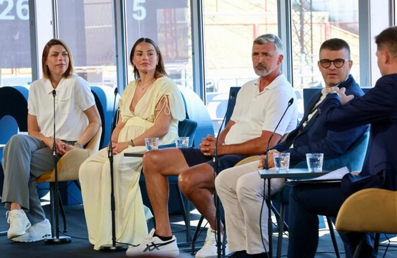 Blanka Vlašić i panelisti na konferenciji