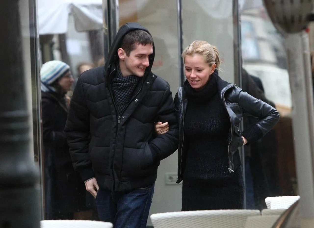 Emilija Bunjac u šetnji gradom s pratiteljem