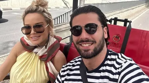 Maja Šuput i Šime Elez na odmoru nose sunčane naočale