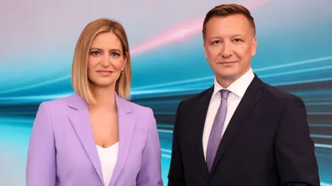 Ana Brdarić Boljat i Tomislav Jelinčić u televizijskom studiju.