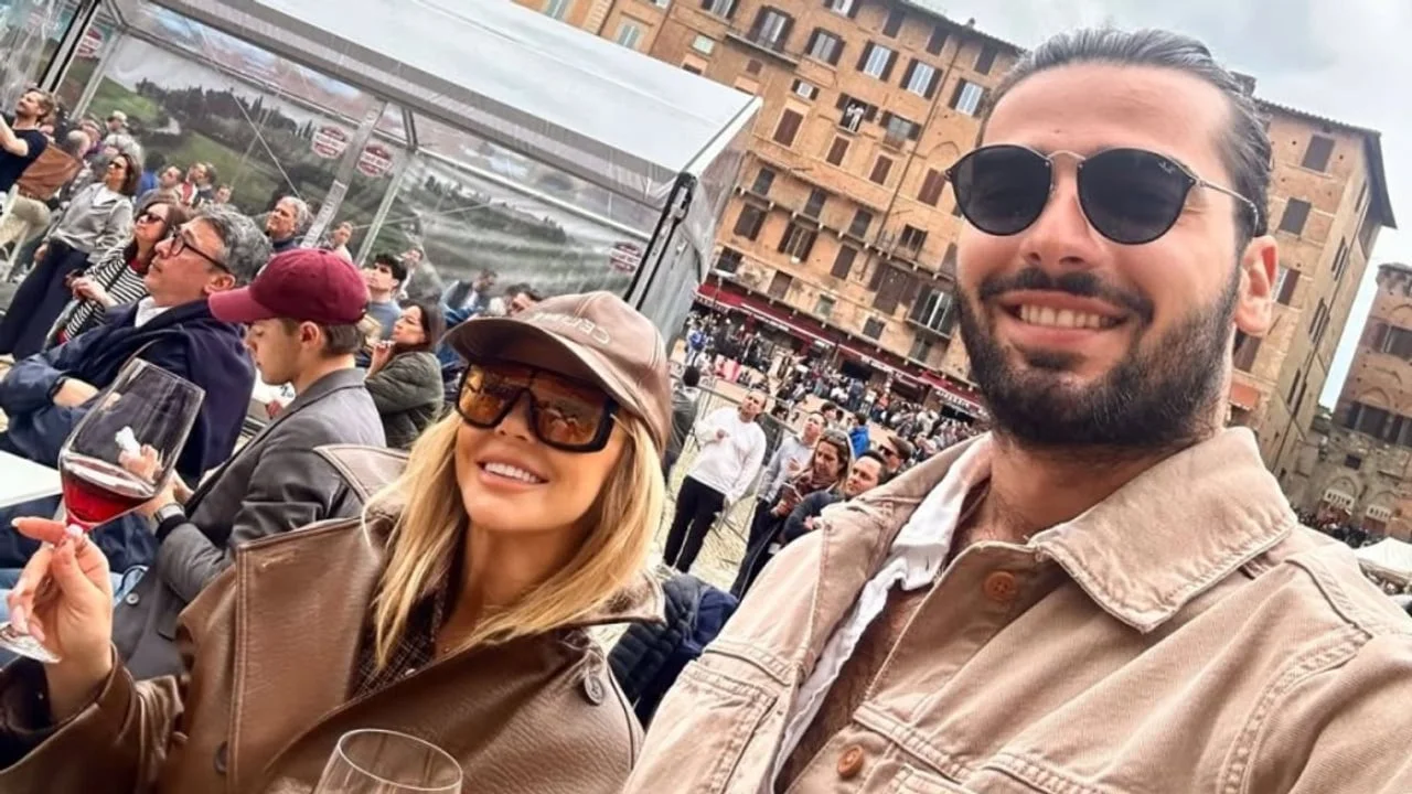 Šime Elez i Maja Šuput s naočalama na otvorenom uz čašu vina