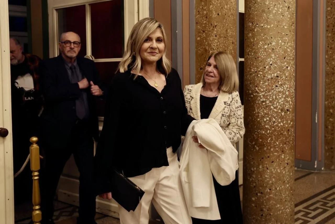 Glumica Nives Ivanković u sceni iz popularne humoristične serije.