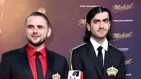 Prince i Bigi Jackson na premijeri biografskog filma o Michaelu Jacksonu.