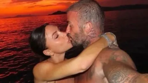 David i Victoria Beckham ljube se uz zalazak sunca